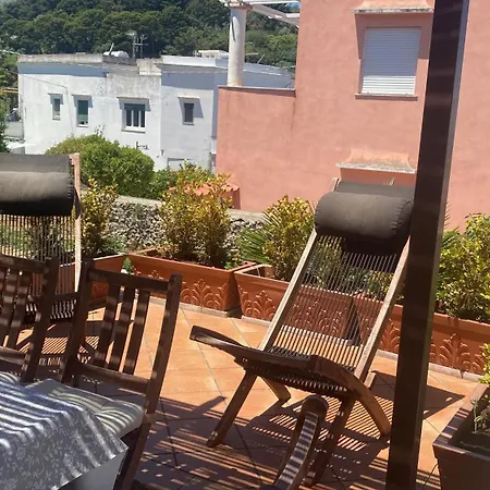 Casina Edomilla Daire Capri